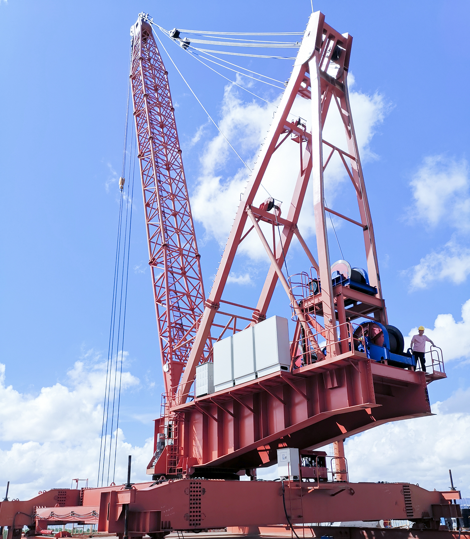 合建卡特|助力联石湾特大桥钢桁梁吊装施工_合建卡特工业股份有限公司